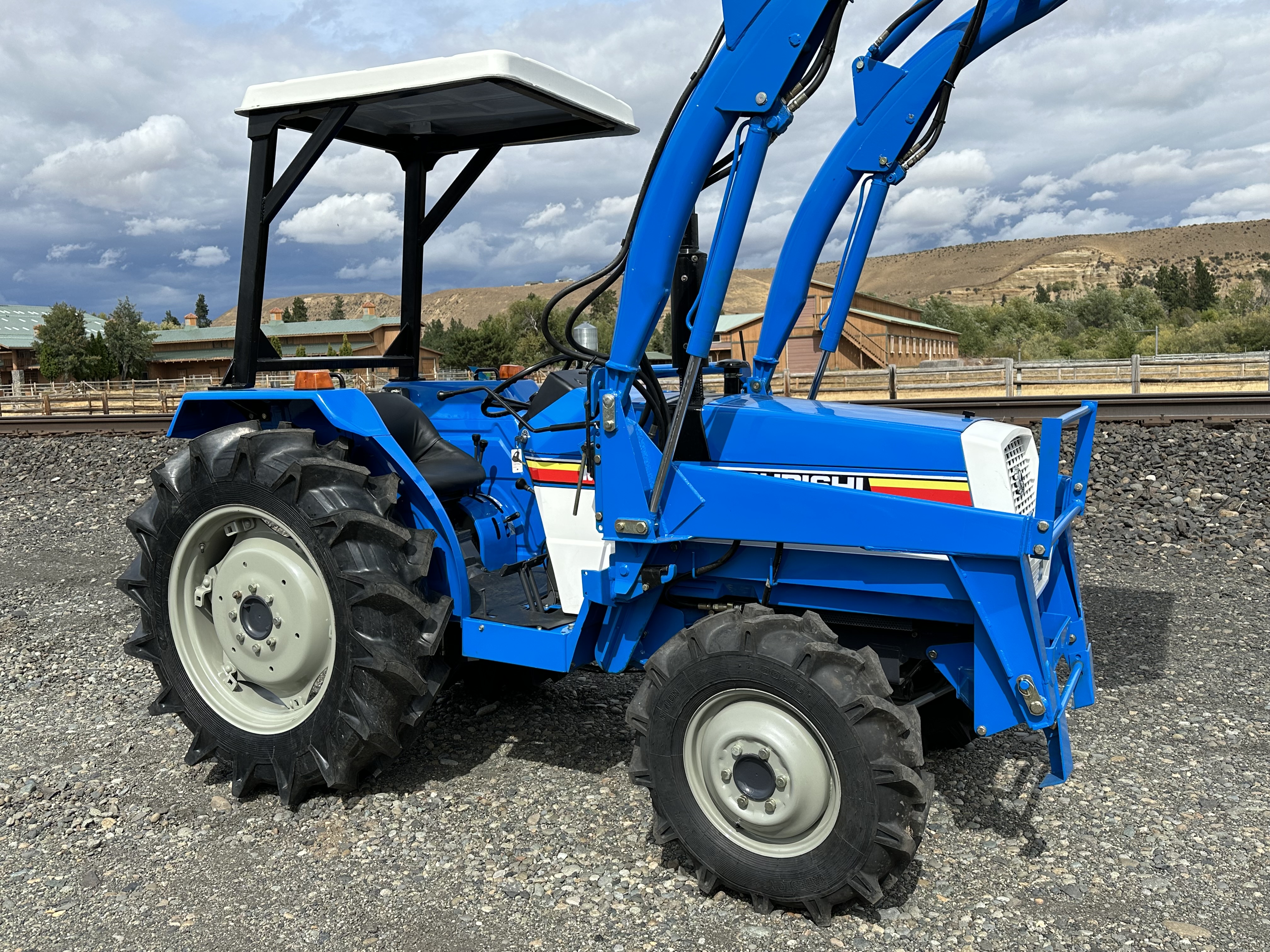 Used Mitsubishi Model MT3201