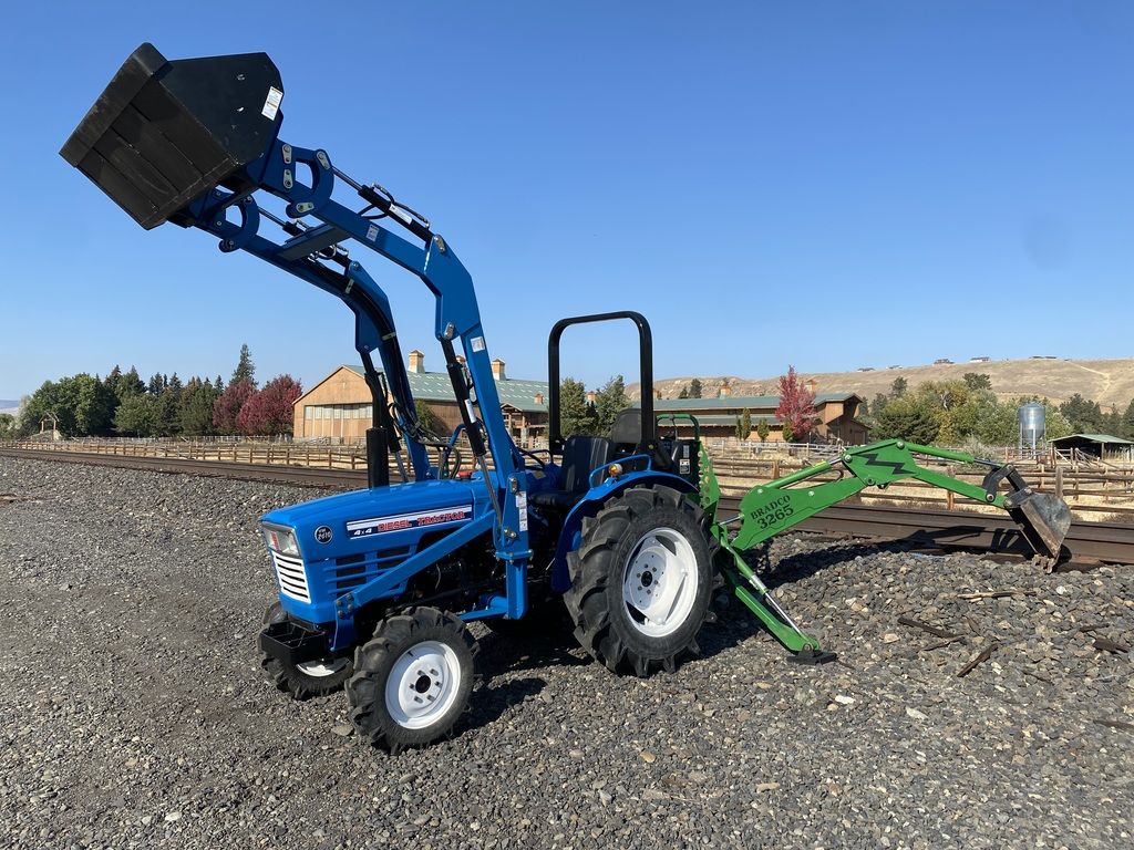 Used Diesel 4x4 Yanmar Tractor Tractor/Loader/Backhoe 30hp