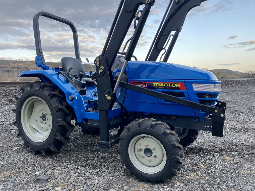 Used Diesel 4x4 Yanmar Tractor AF324
