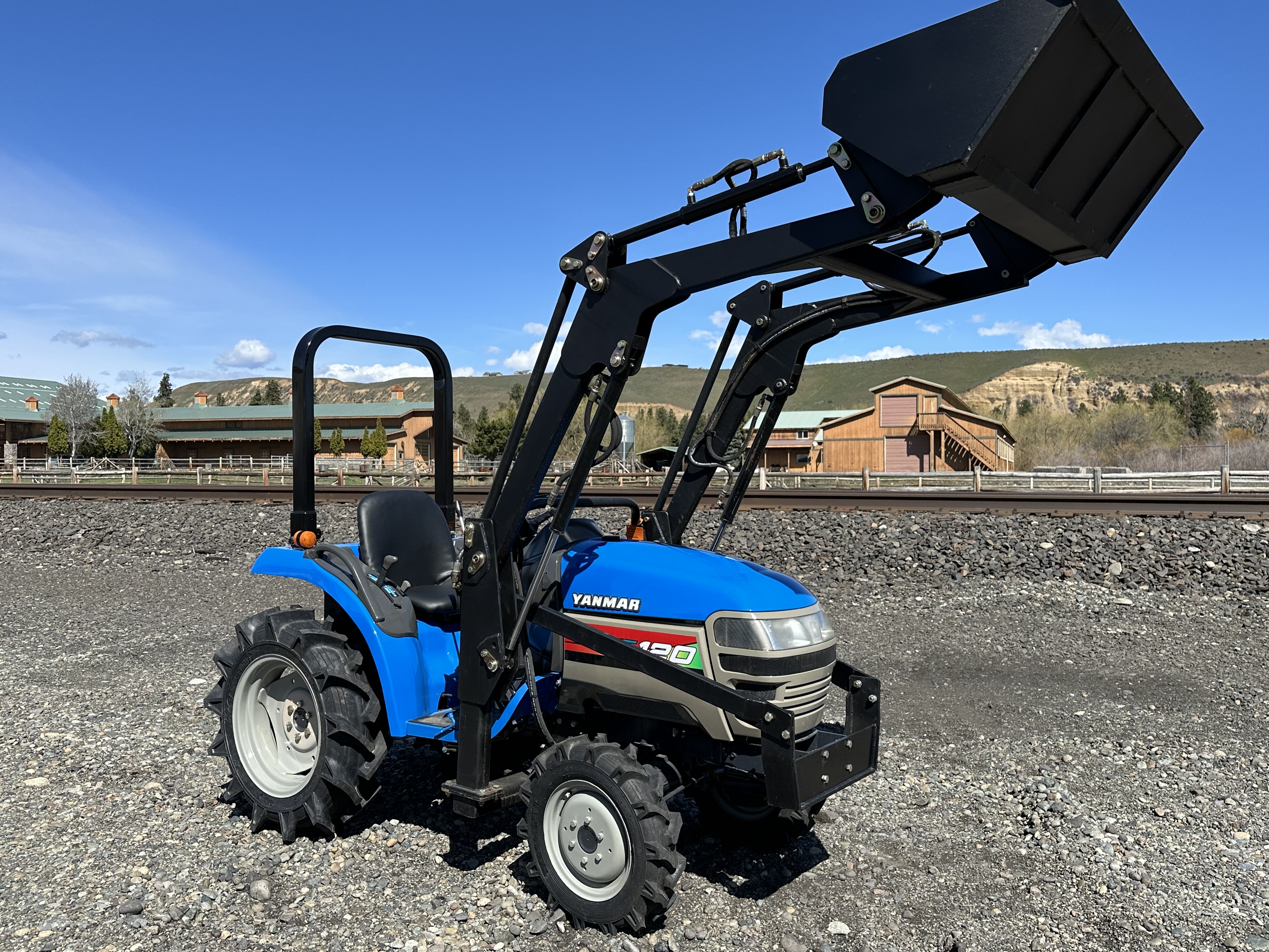 Used Yanmar AF 120 Diesel 4x4 Tractor with Front Loader