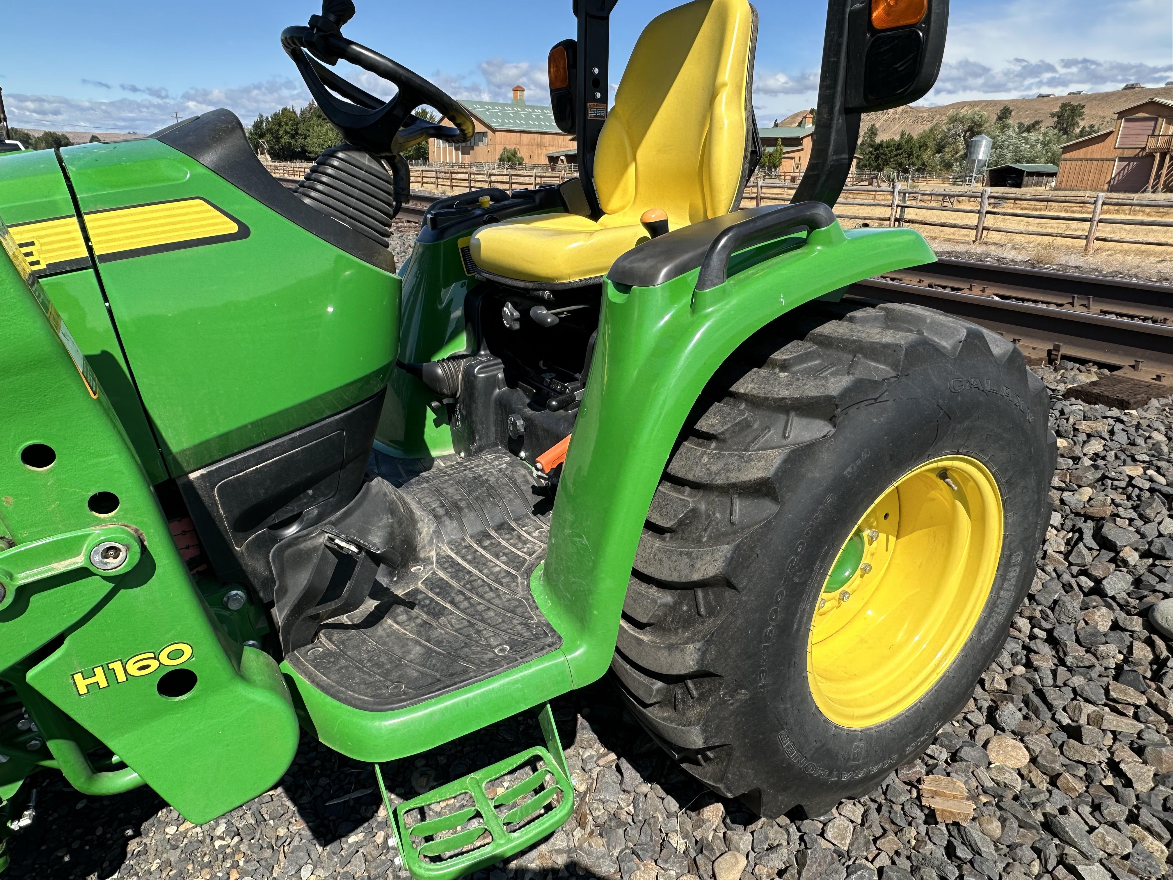 Used John Deere 3039R Diesel 4x4