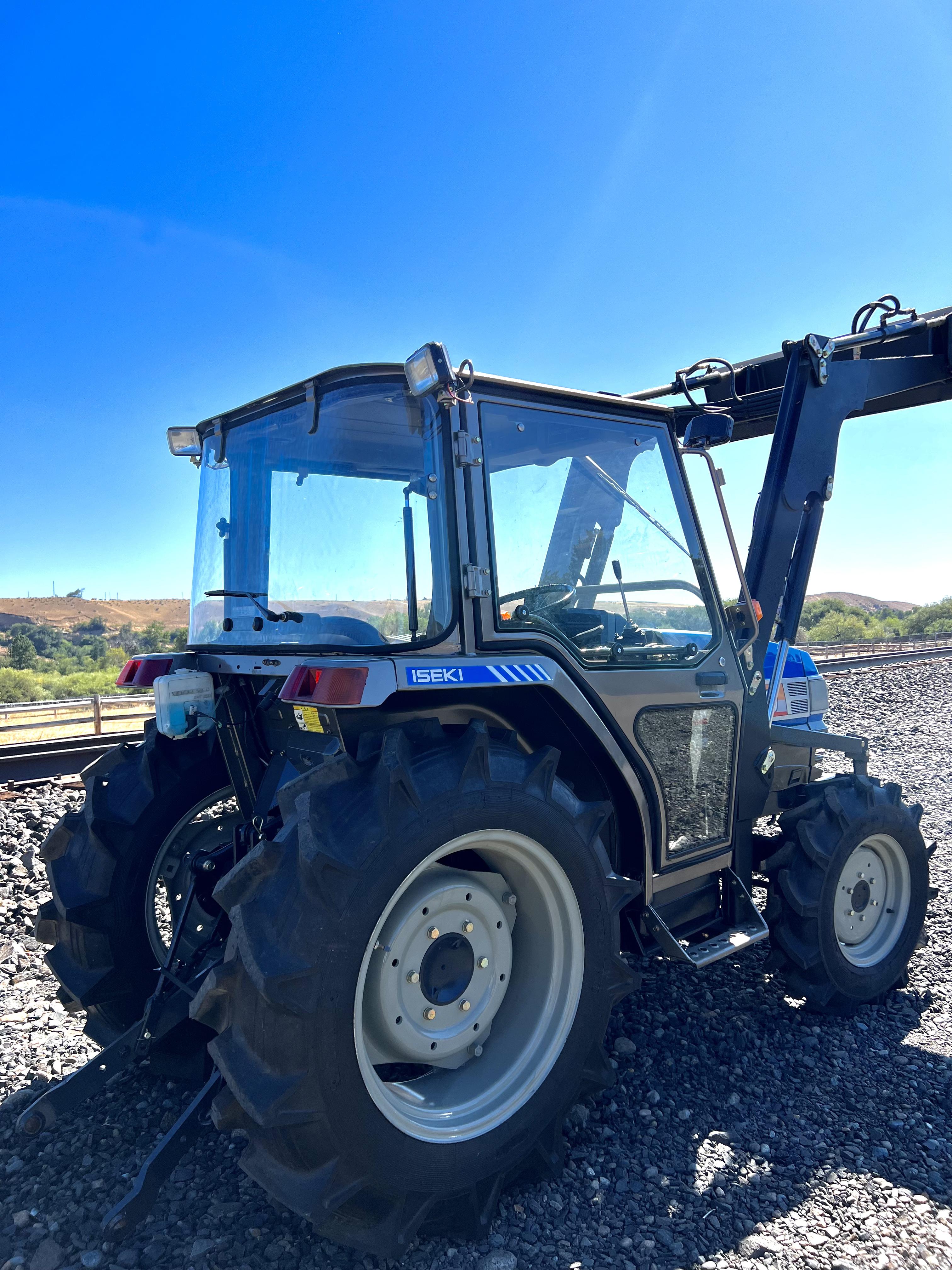 Refurbished Iseki Geas 29 Cab Tractor