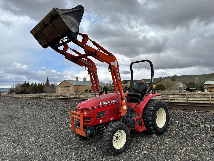Used Branson 3510H Tractor