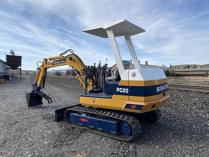 Used 2005 Komatsu PC20