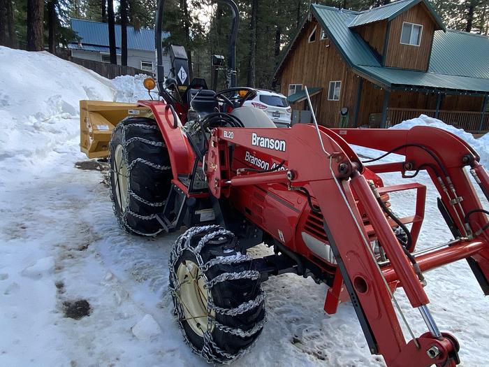 Used Branson 4020R 40hp Diesel 4x4