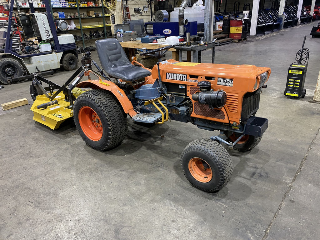 Used Kubota B6100 HST