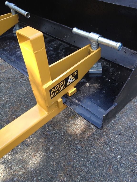 TractorCo.com Clamp-on Bucket Forks