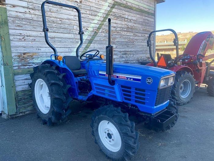 Used Diesel 4x4 Yanmar Tractor YM3220