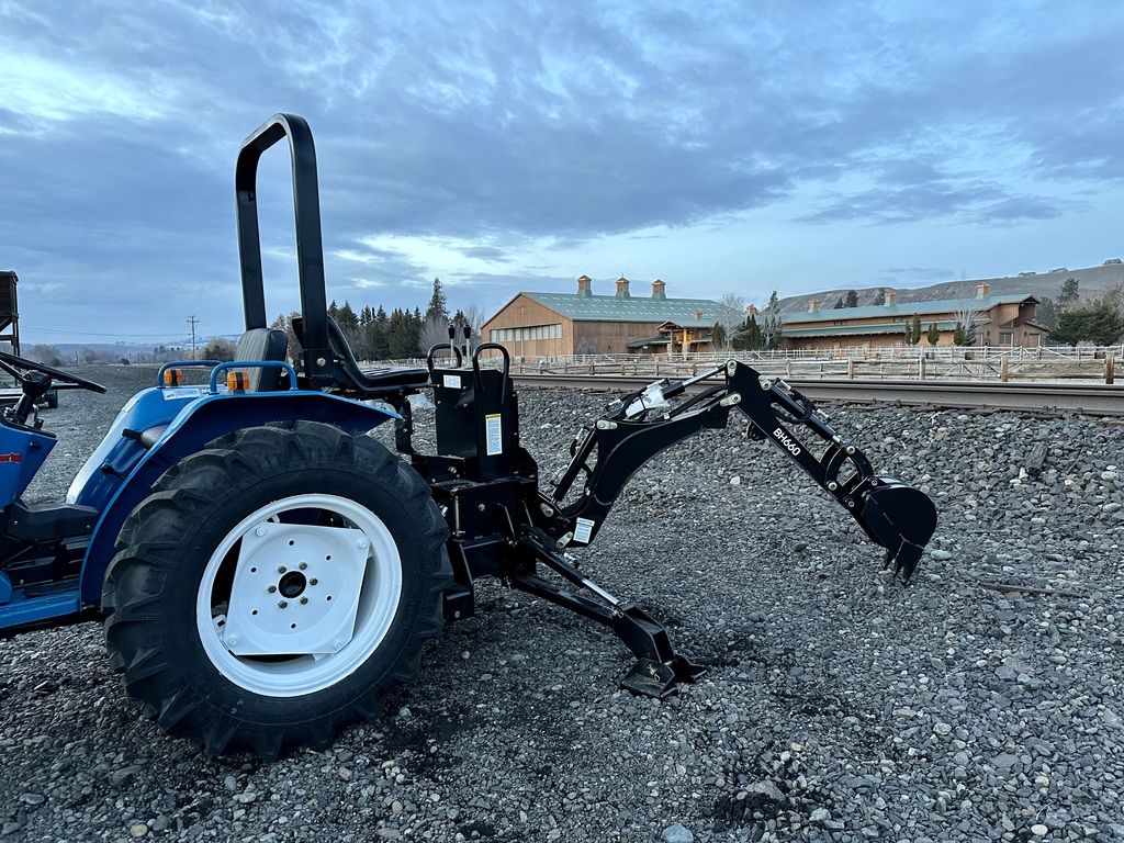 Used Diesel 4x4 Yanmar Tractor YM2420D with Ansung BH660 Backhoe