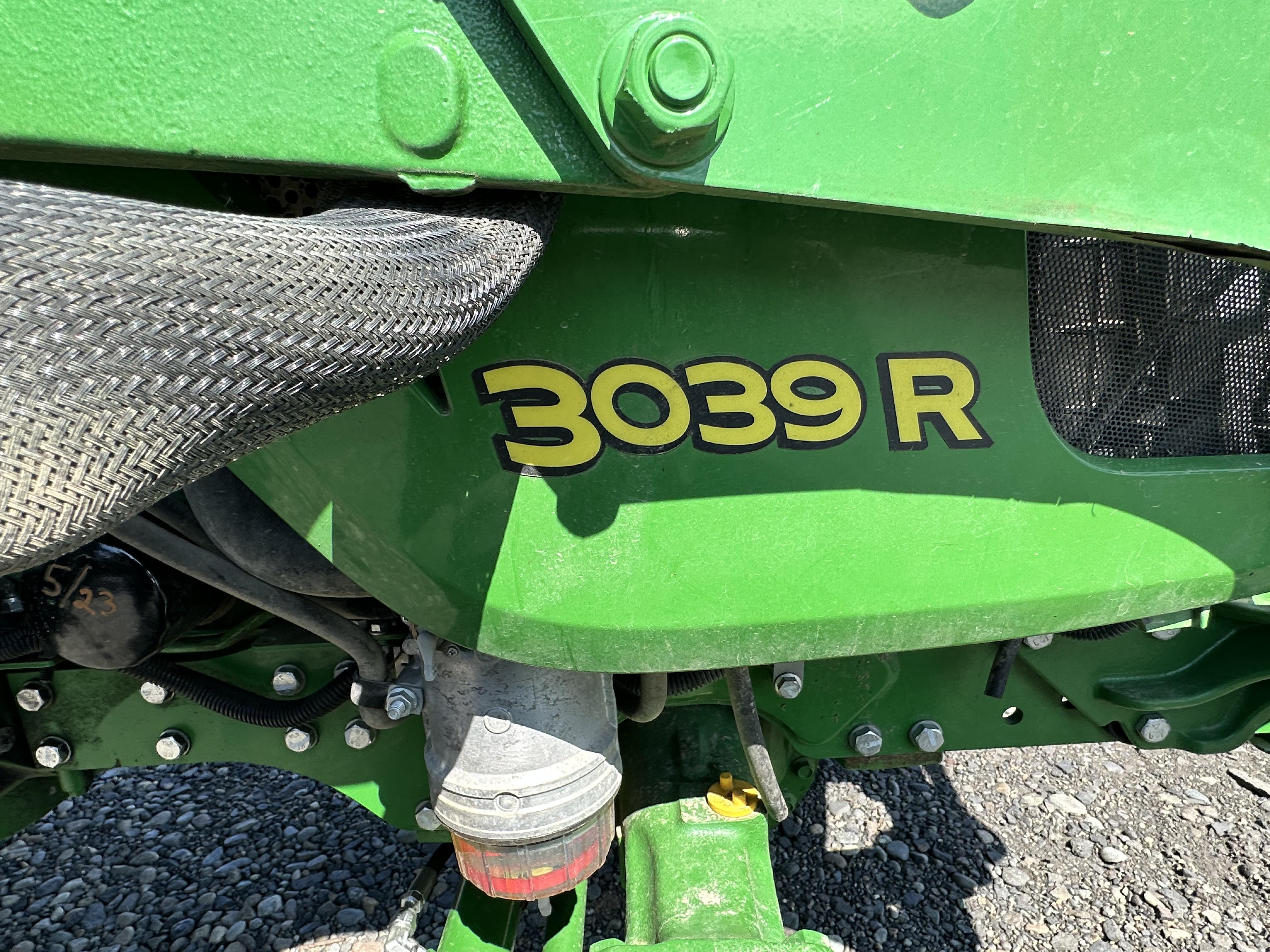 Used John Deere 3039R Diesel 4x4