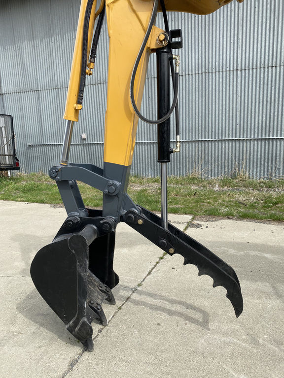 Used 2010 Komatsu PC20UU