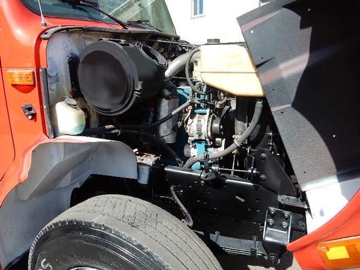 Used 2001 International 4900