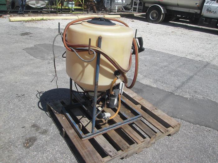 Used 35 Gallon EZ Dosing Applicator
