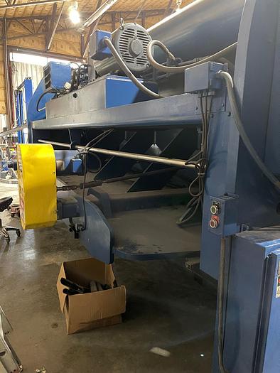 Used 1989 Accurpress 16' x 1/2" Hydraulic Accurshear 850016