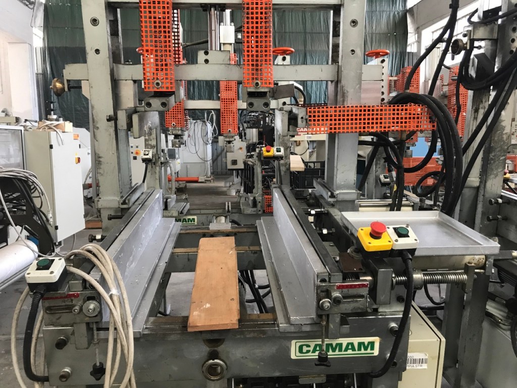 Used Coppia di strettoi per sedie marca Camam