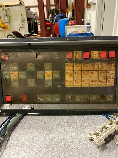 Used FANUC OPERATORS PANEL A02B-0200-C261