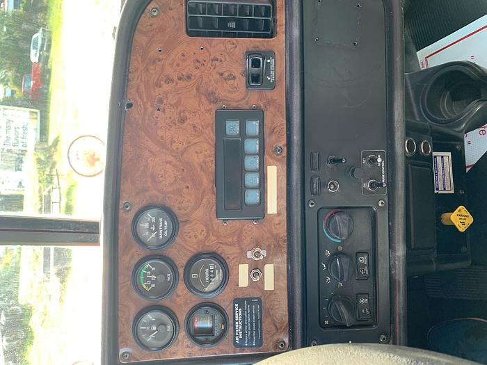 Used 2006 PETERBILT 357