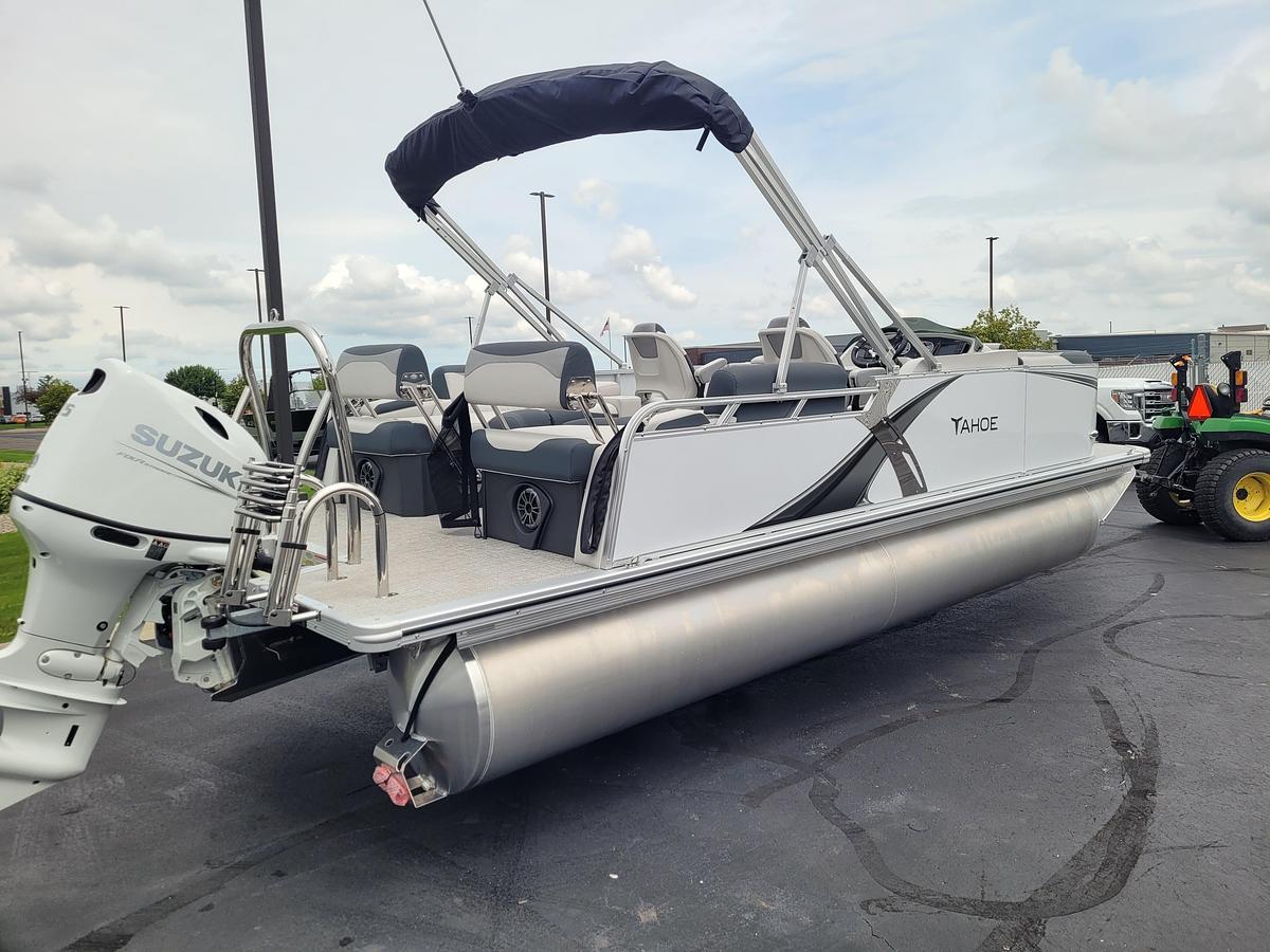 2026 Tahoe Pontoons 2185 LTZ Quad Lounger Shift