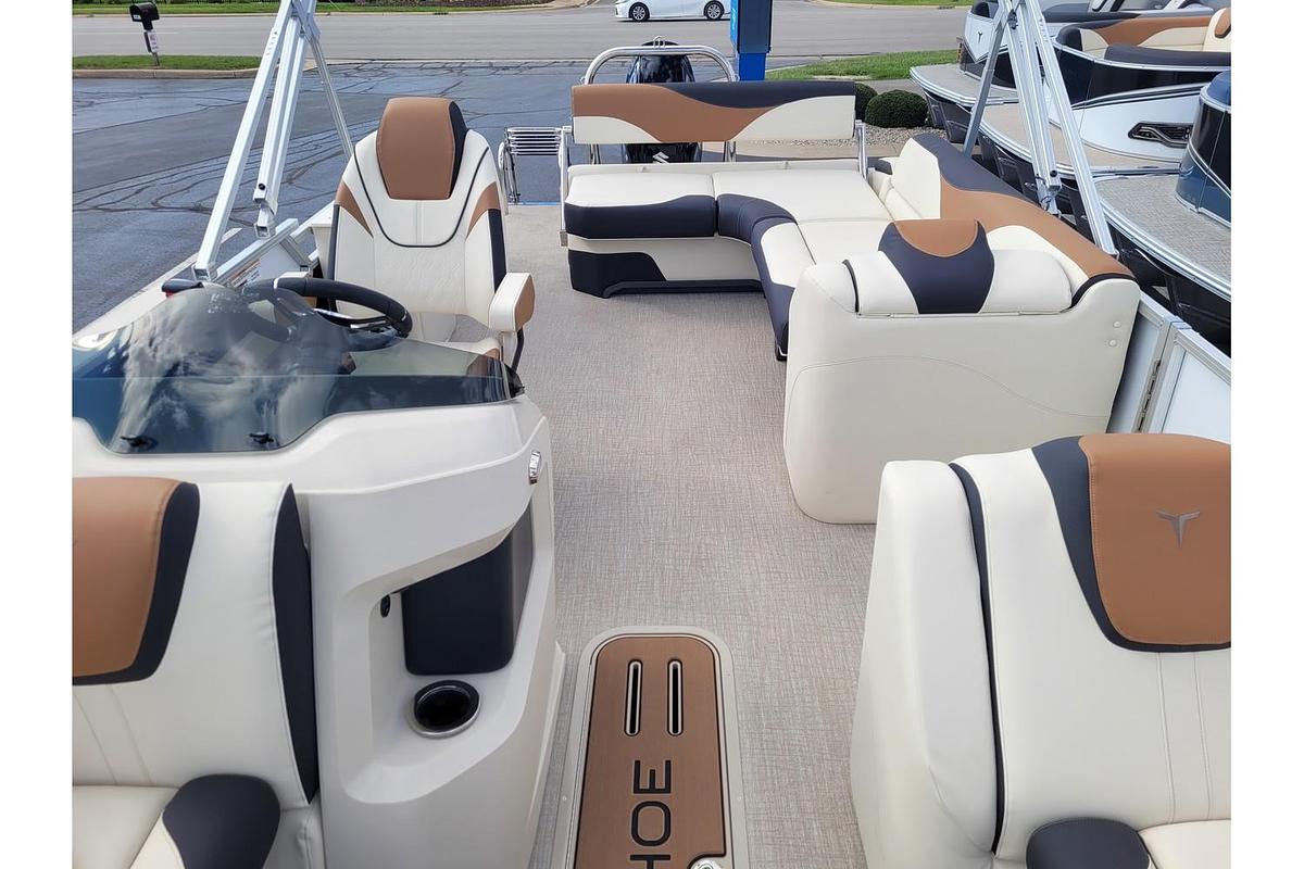 2026 Tahoe Pontoons 2385 LTZ Cruise Rear Bench 25" SP