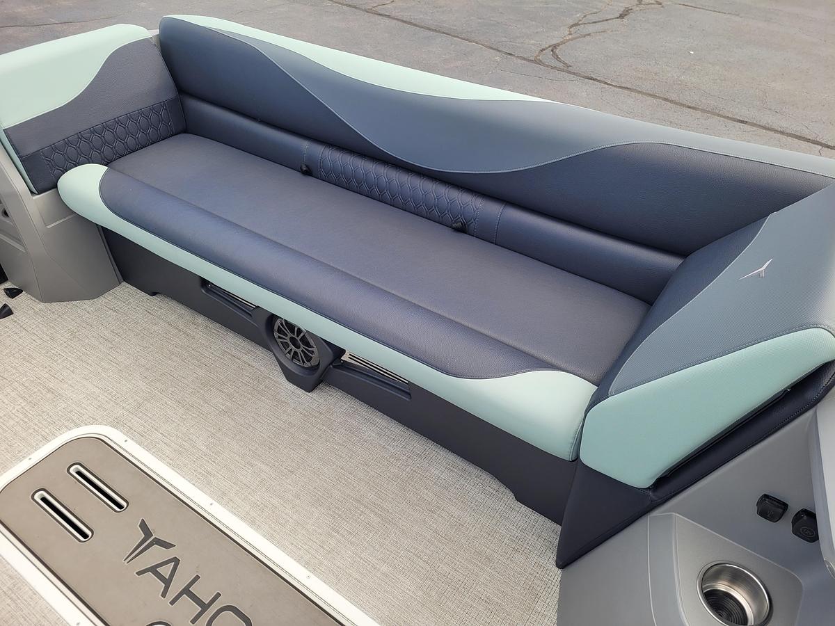 2027 Tahoe Pontoons 2385 Sport 85 Cruise Rear Bench SP25