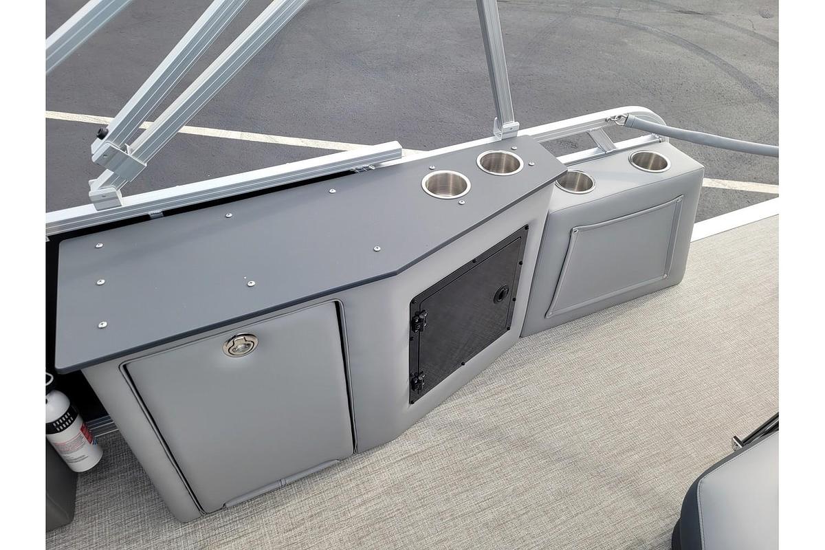 2026 Tahoe Pontoons 2185 LTZ Cruise Rear Bench