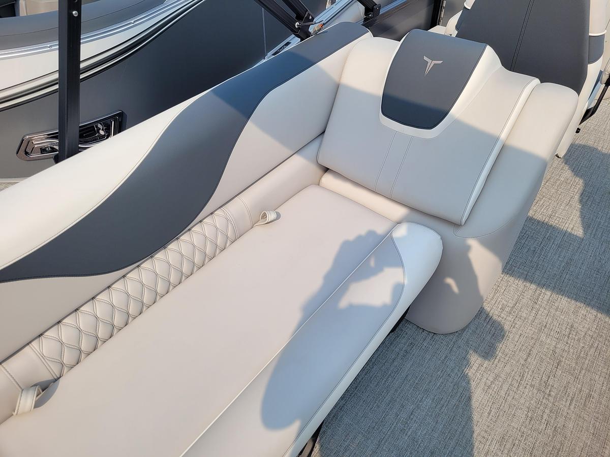 2027 Tahoe Pontoons 2385 LTZ Quad Lounger SP25
