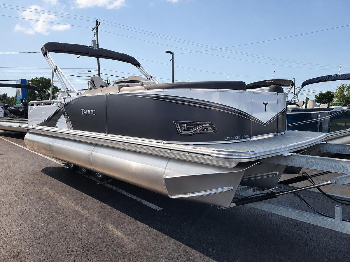 2026 Tahoe Pontoons 2385 LTZ Versatile Rear Lounger SP25