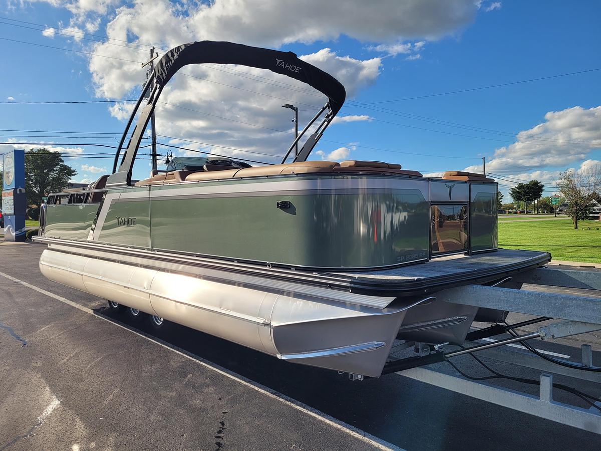 2027 Tahoe Pontoons 2385 Sport 85 Rear Fish SP25