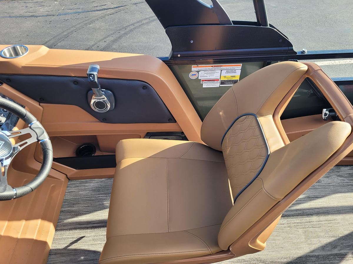 2027 Tahoe Pontoons 2385 Sport 85 Rear Fish SP25