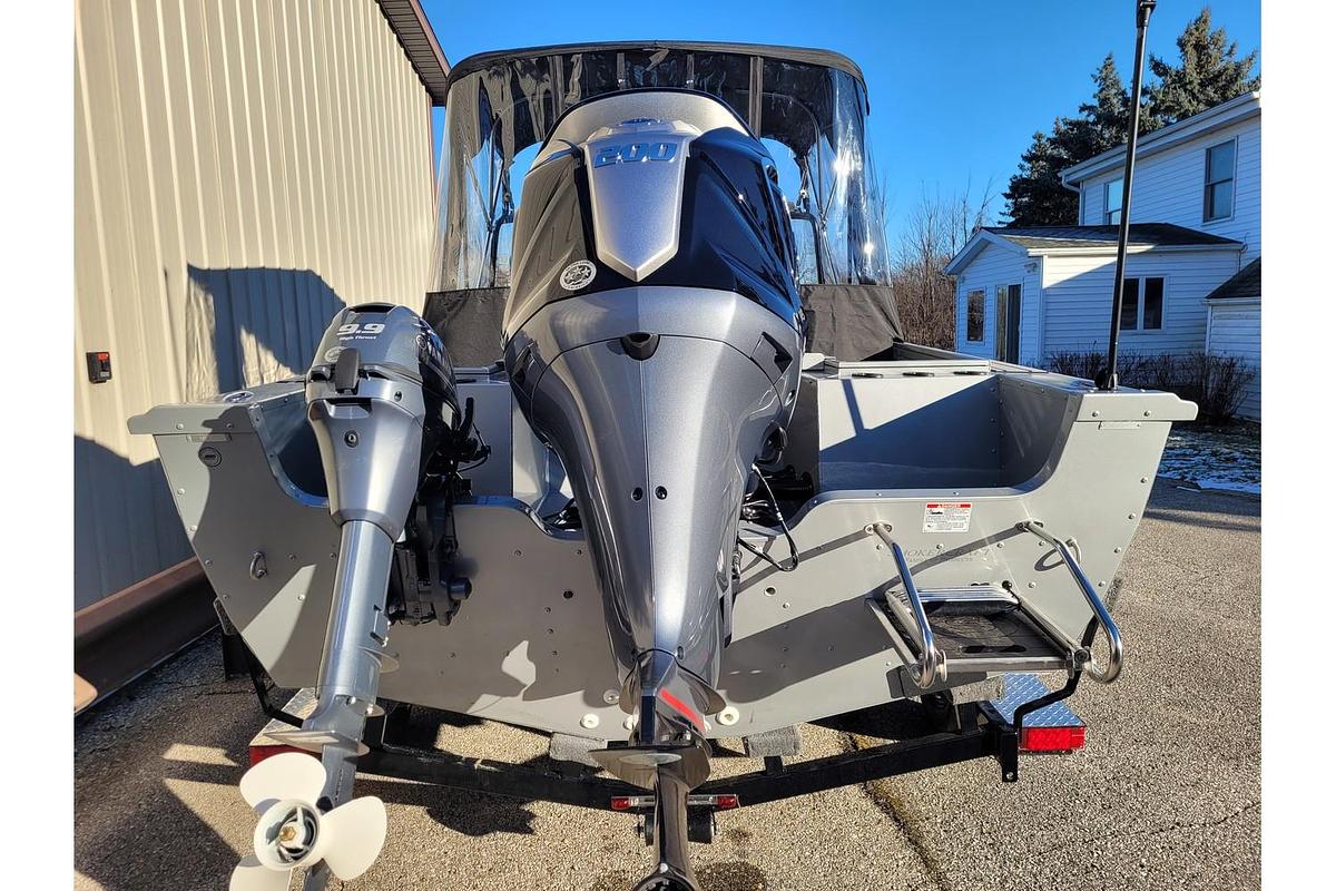 2025 Smoker Craft 210 Adventurer GLS PRO Troller