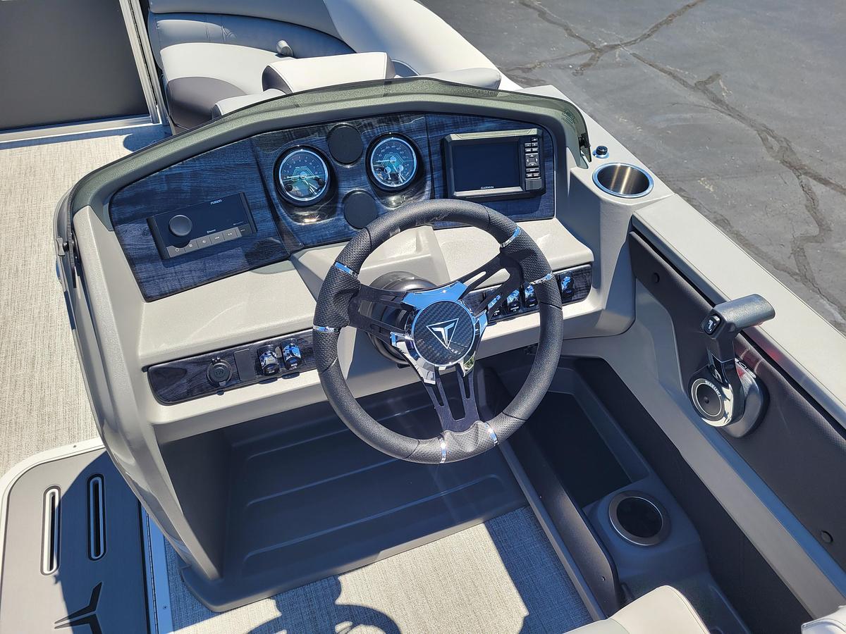 2026 Tahoe Pontoons 2385 LTZ Quad Lounger Shift SP25