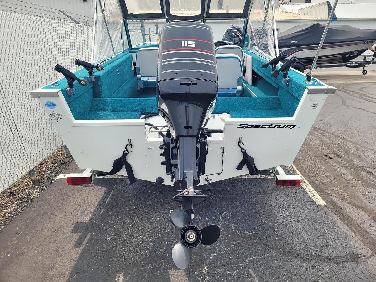 Used 1996 Spectrum 17 Avenger