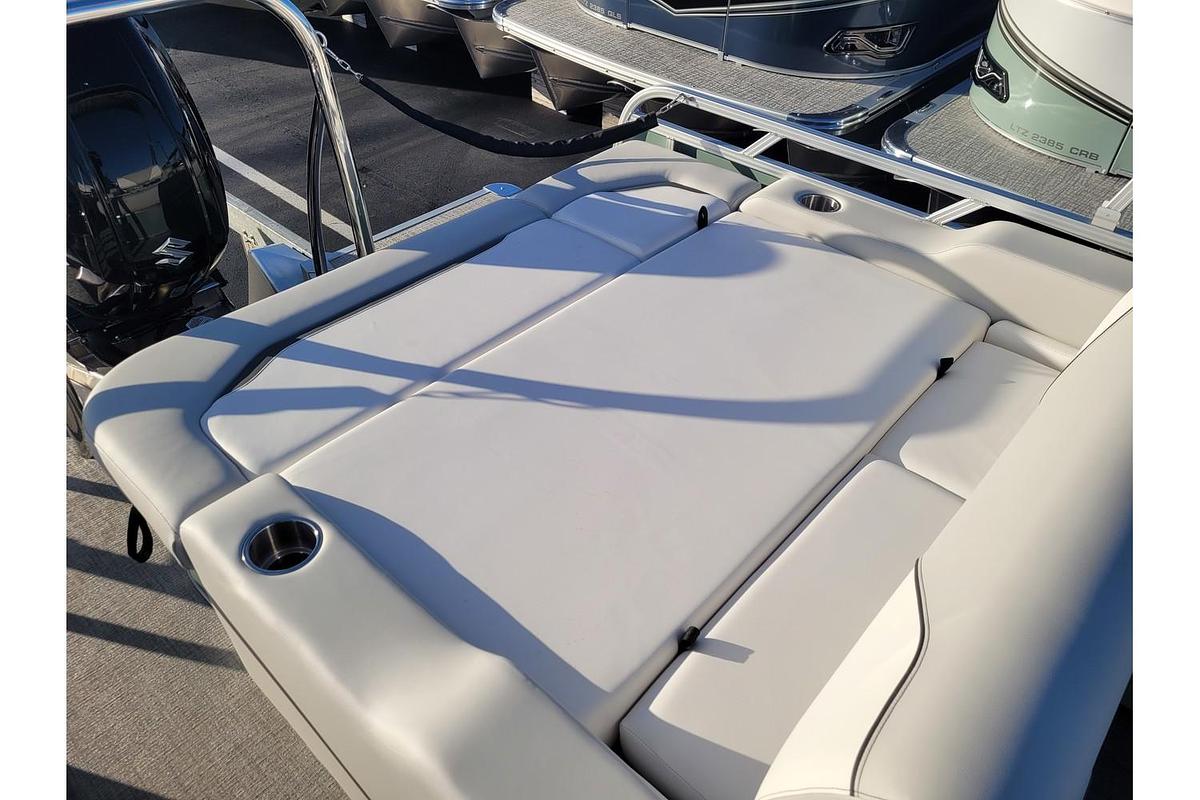 2026 Tahoe Pontoons 2185 Sport 85 Versatile Rear Bench 25" SP