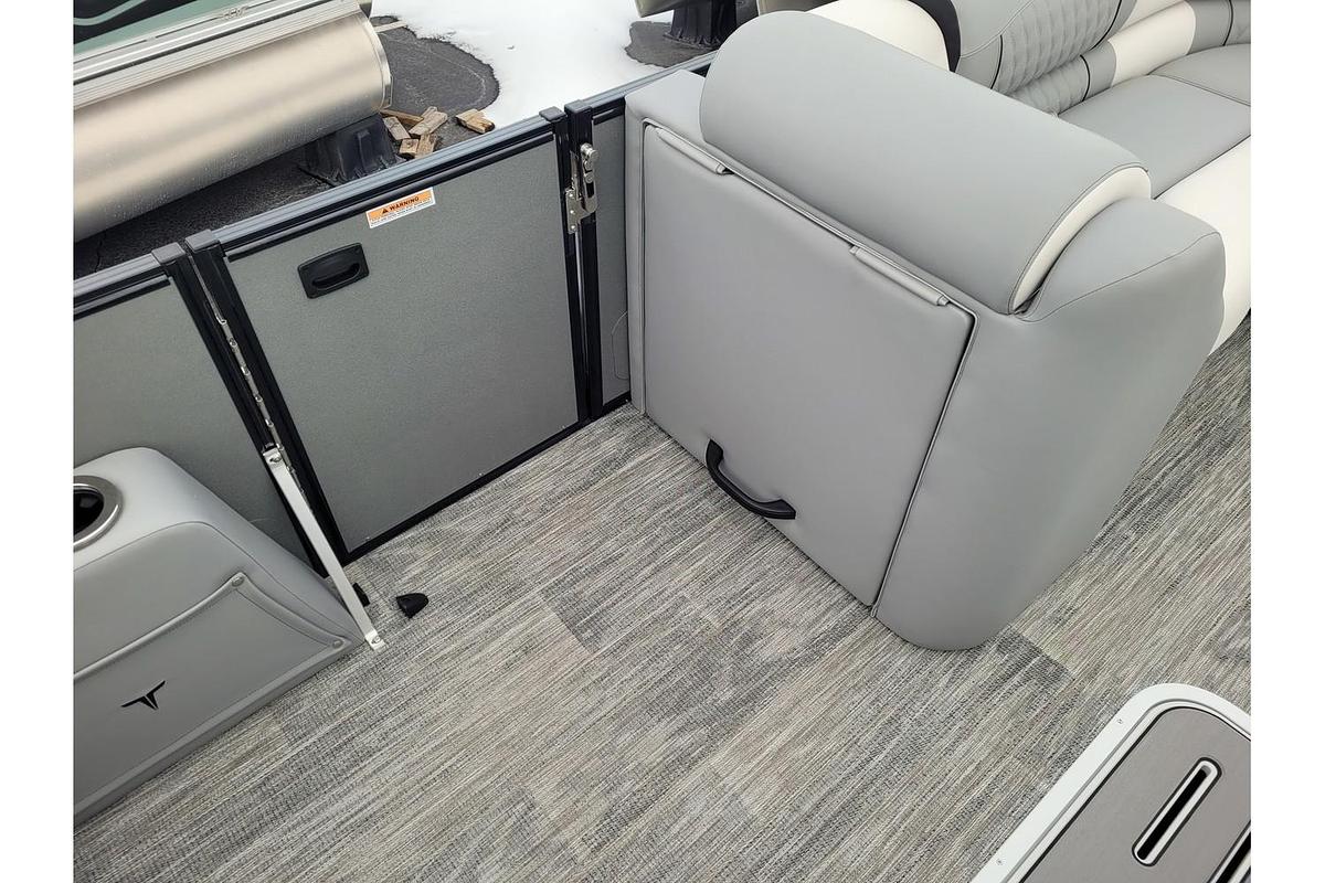 2026 Tahoe Pontoons 2585 Grand Tahoe LTD Quad Lounger 27" WG