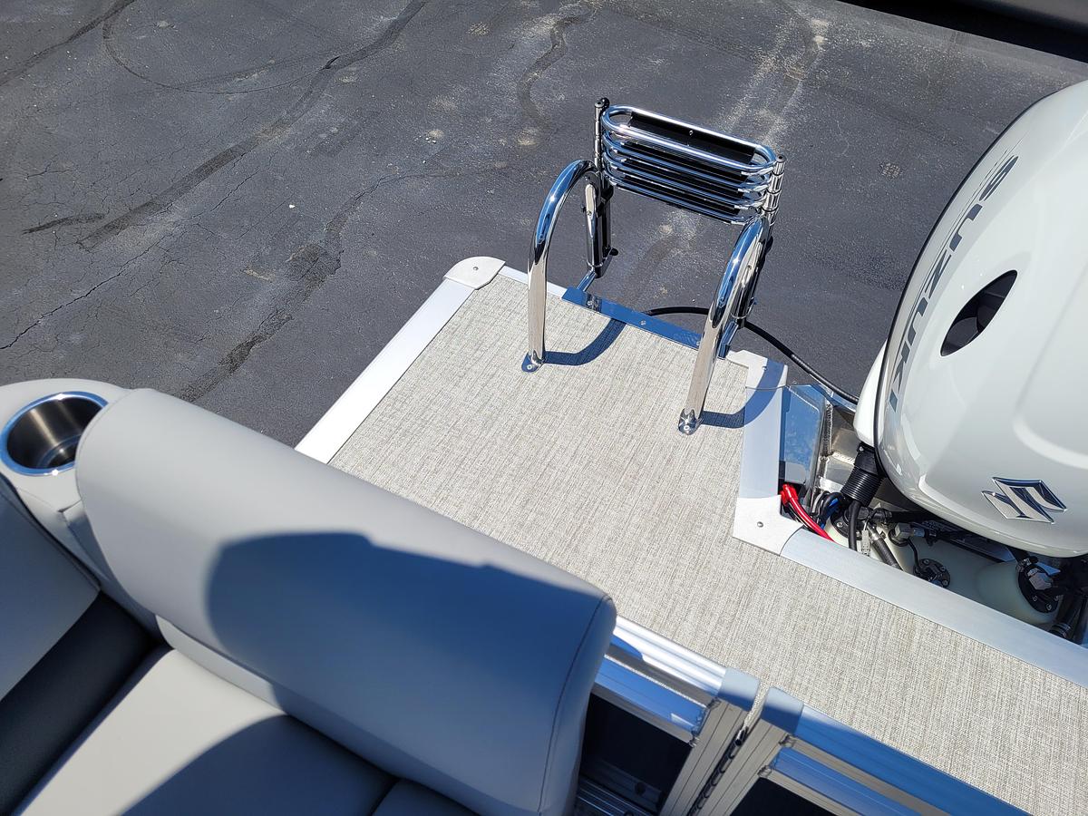 2026 Tahoe Pontoons 2380 SLT Quad Lounger