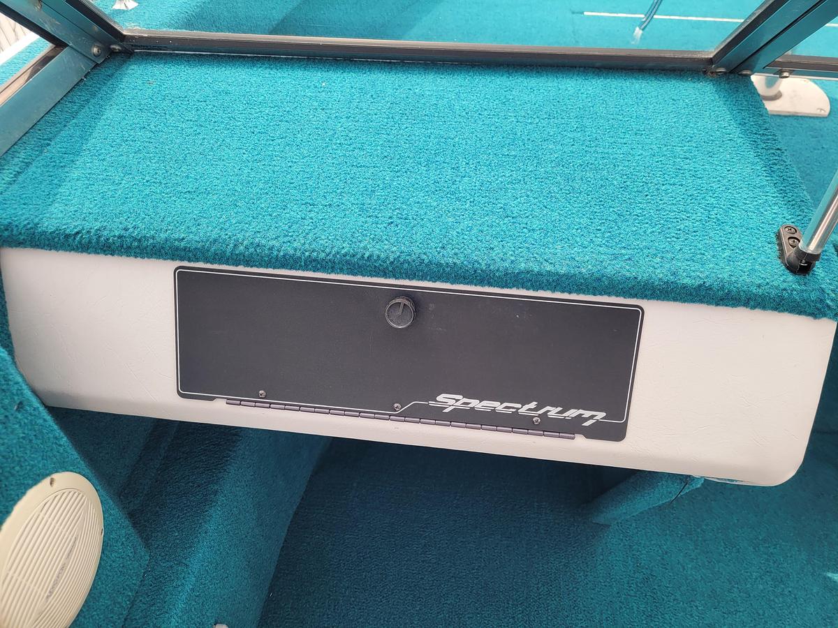 Used 1996 Spectrum 17 Avenger