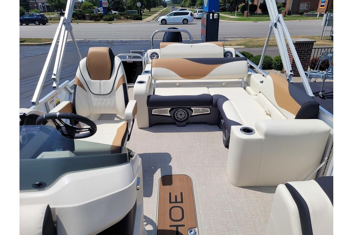 2026 Tahoe Pontoons 2385 LTZ Versatile Rear Lounger 25" SP