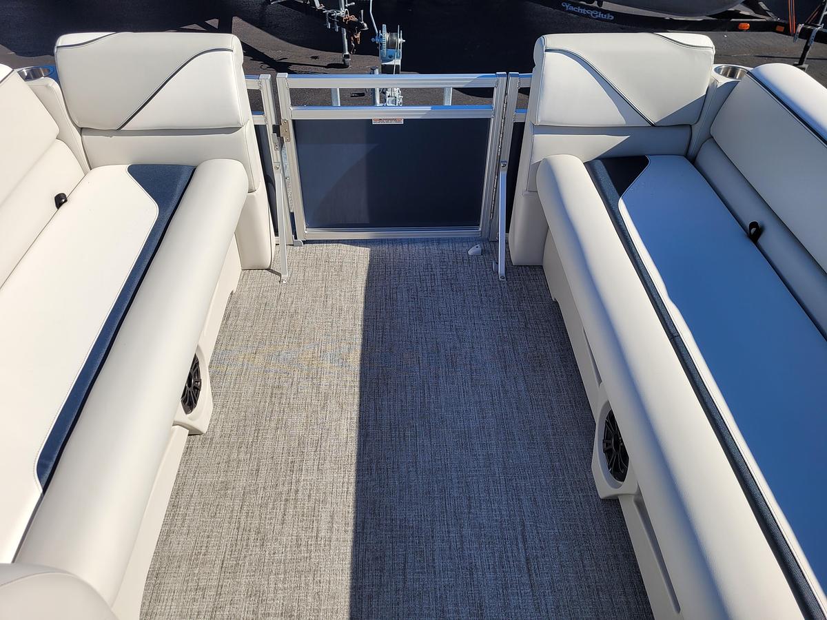 2026 Tahoe Pontoons 2180 Sport Cruise Rear Bench