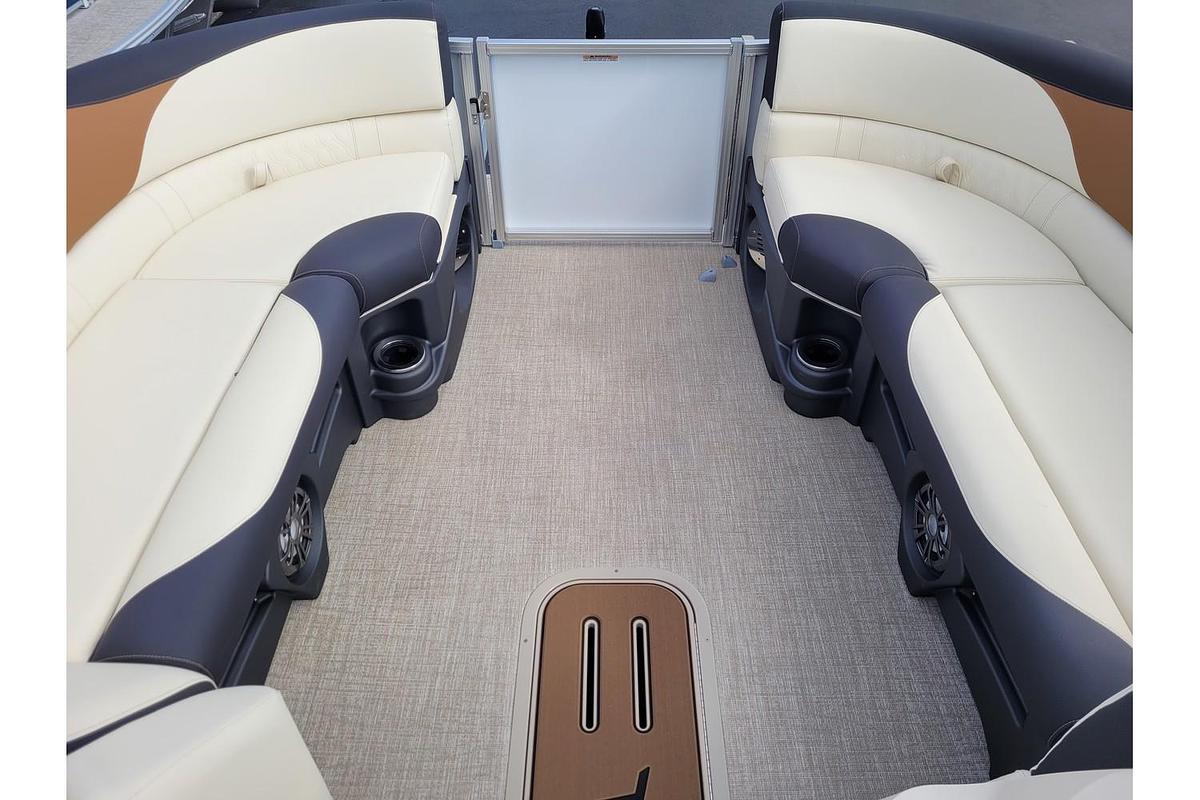 2026 Tahoe Pontoons 2385 LTZ Cruise Rear Bench 25" SP