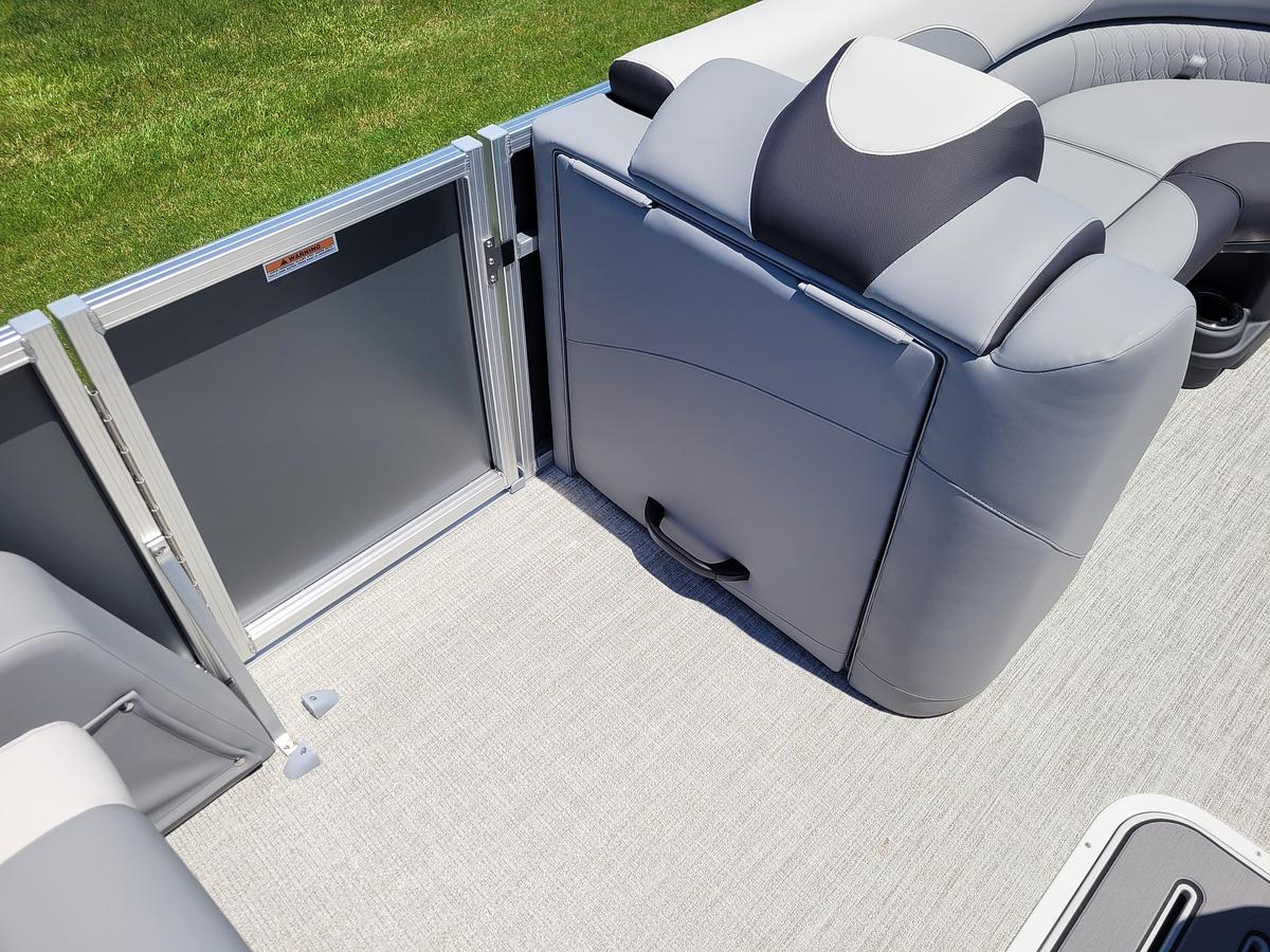 2026 Tahoe Pontoons 2385 LTZ Quad Lounger Shift SP25