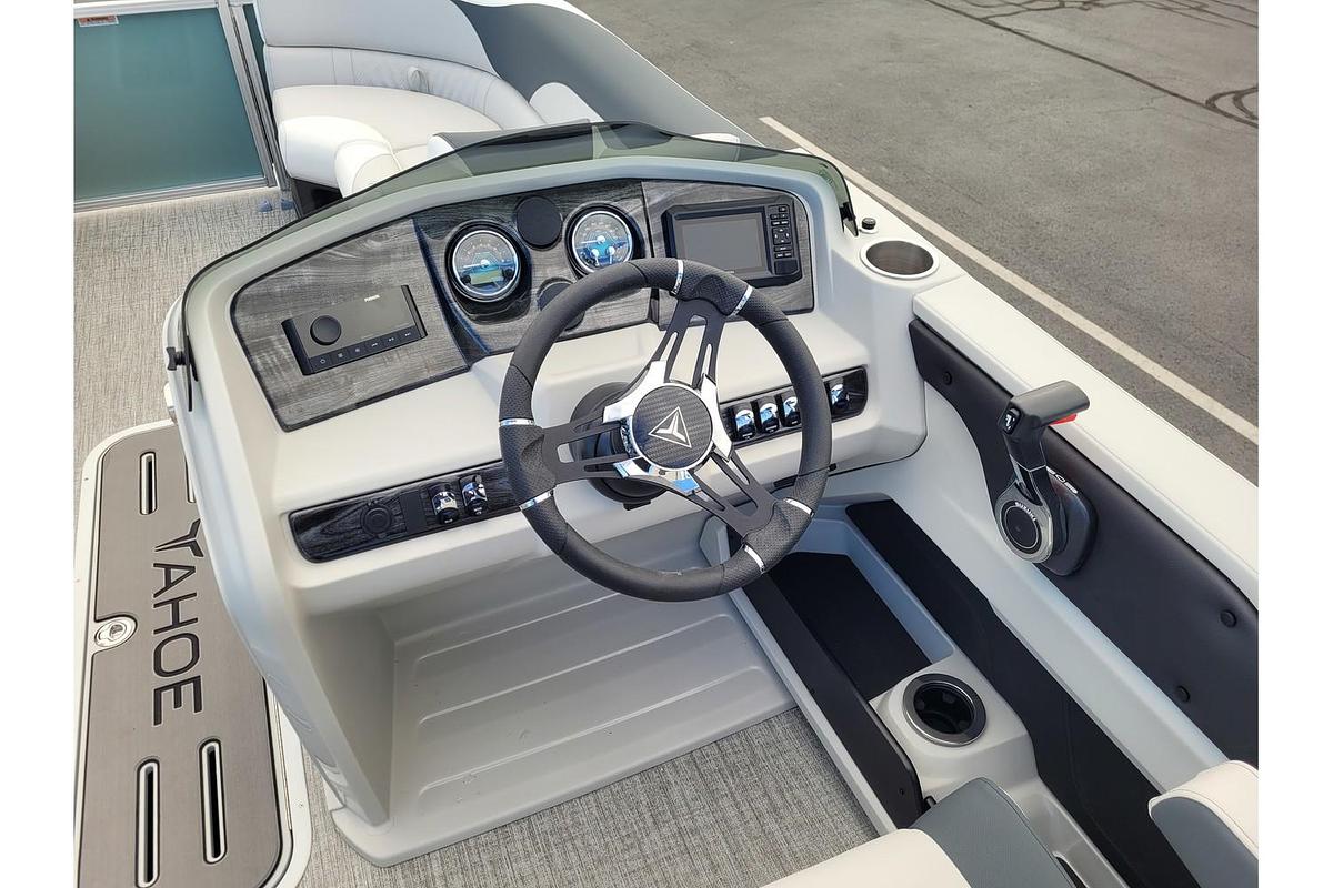 2026 Tahoe Pontoons 2385 LTZ Cruise Rear Bench 25" SP