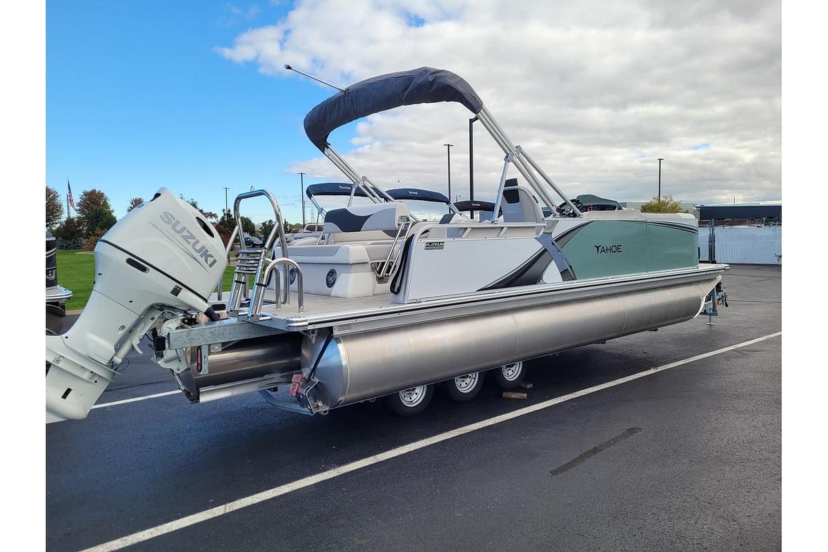 2026 Tahoe Pontoons 2385 LTZ Cruise Rear Bench 25" SP