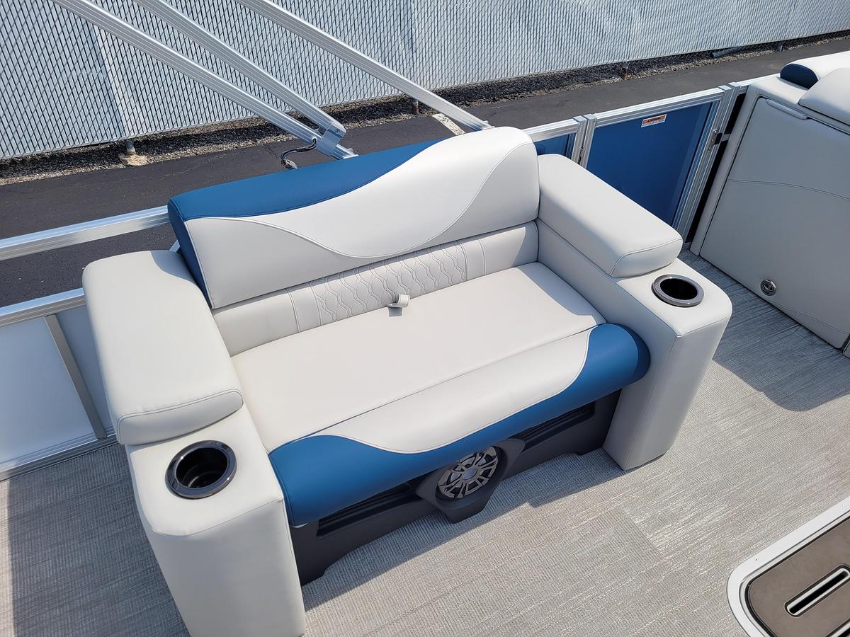 2027 Tahoe Pontoons 2185 LTZ Elite SP25