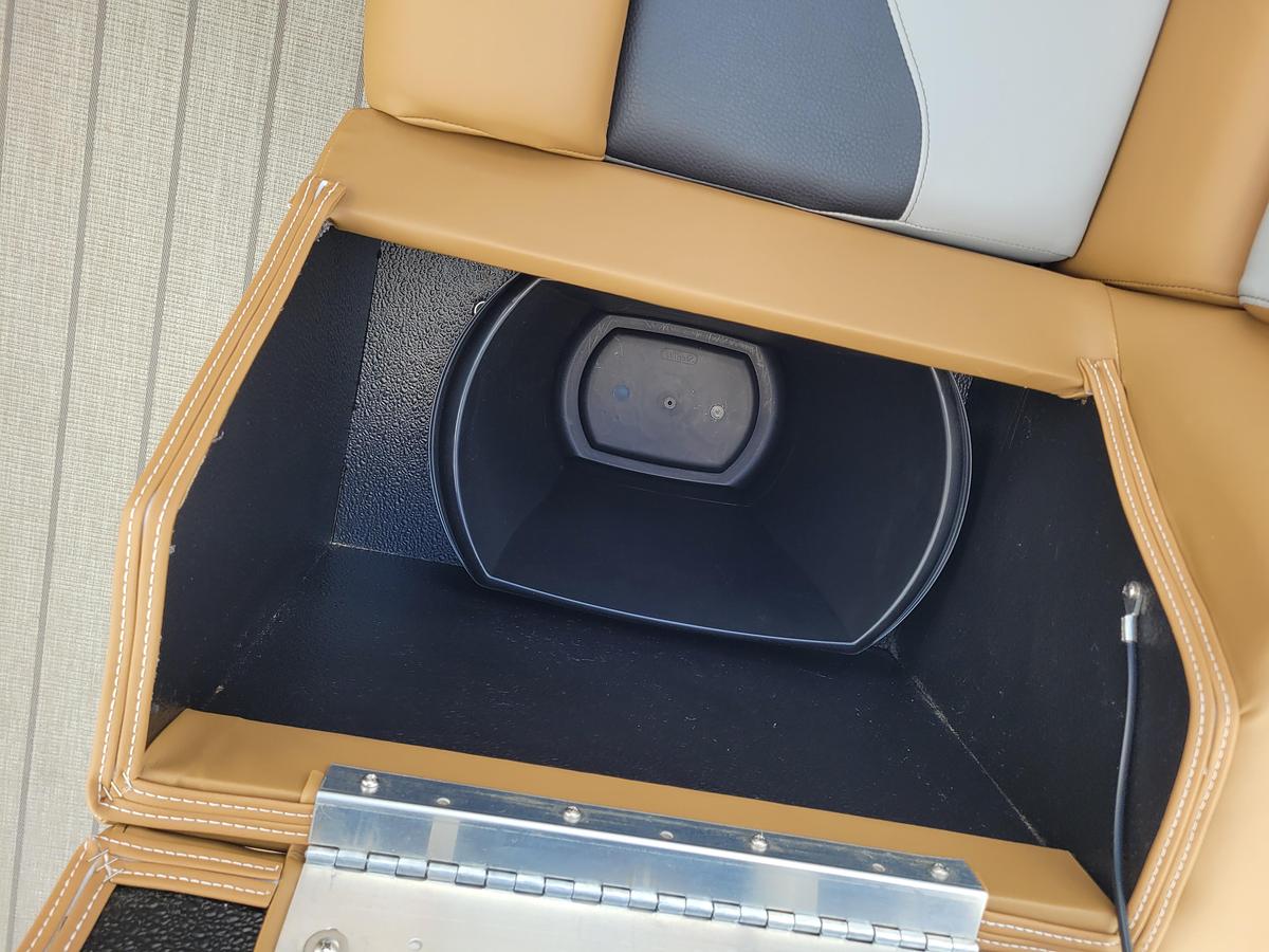 2027 Tahoe Pontoons 1575 Sport Cruise
