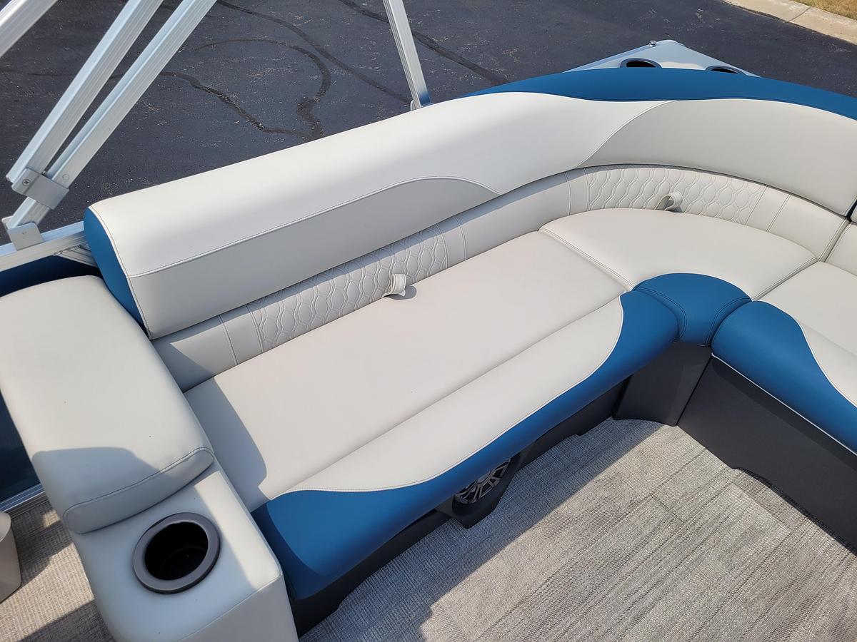 2027 Tahoe Pontoons 2185 LTZ Elite SP25