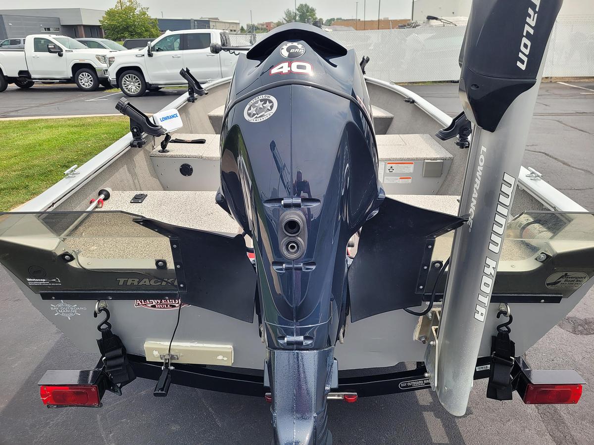 Used 2012 Tracker Guide V-16 Laker
