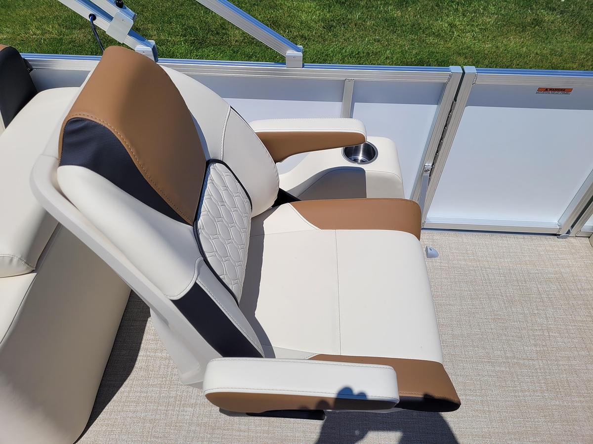 2026 Tahoe Pontoons 2385 LTZ Quad Lounger Shift SP25