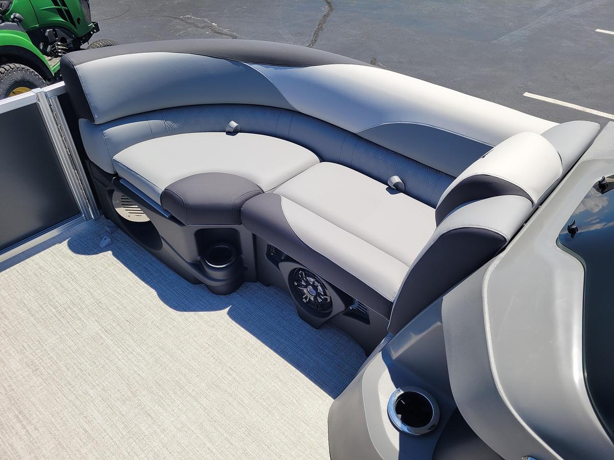 2026 Tahoe Pontoons 2385 LTZ Quad Lounger Shift SP25