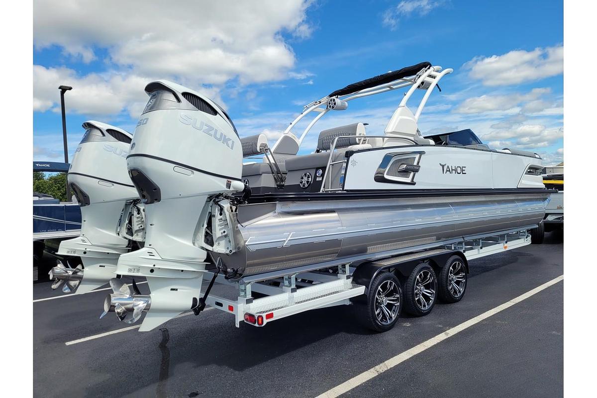 Used 2026 Tahoe Pontoons 2785 Grand Tahoe LTD Twin Quad Lounger Shift Windshield 27" WG