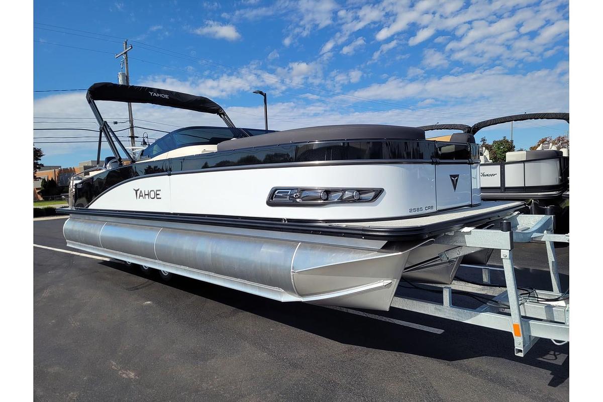 2025 Tahoe Pontoons 2585 Cascade Cruise Rear Bench Windshield 25" WG